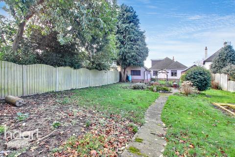 3 bedroom detached bungalow for sale, Warren Lane, Ashford