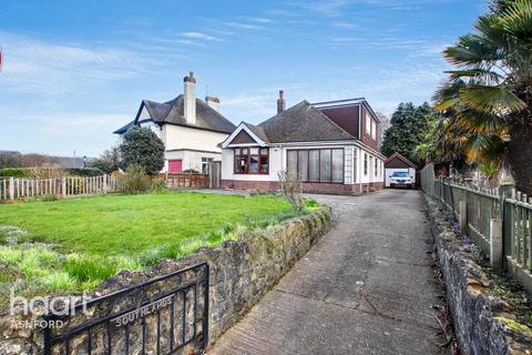 undefined, Warren Lane, Ashford