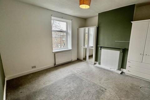 3 bedroom terraced house to rent, Jubilee Road, Halifax