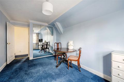 1 bedroom apartment for sale, Copthorne Court, Station Road, Leatherhead