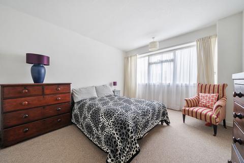 2 bedroom end of terrace house for sale, Willow Bank, Richmond, TW10