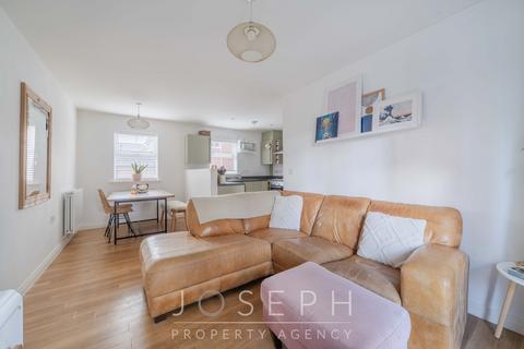 55 Bramley Hill, Ipswich, IP4 2AE