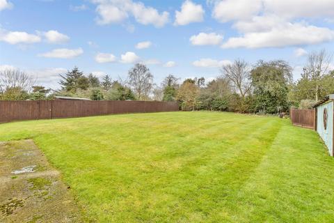 The Silvers Selling Road, Old Wives Lees, Canterbury, CT4 8BH