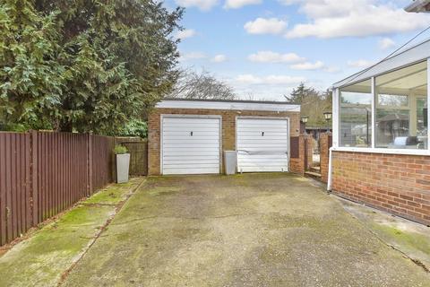 The Silvers Selling Road, Old Wives Lees, Canterbury, CT4 8BH