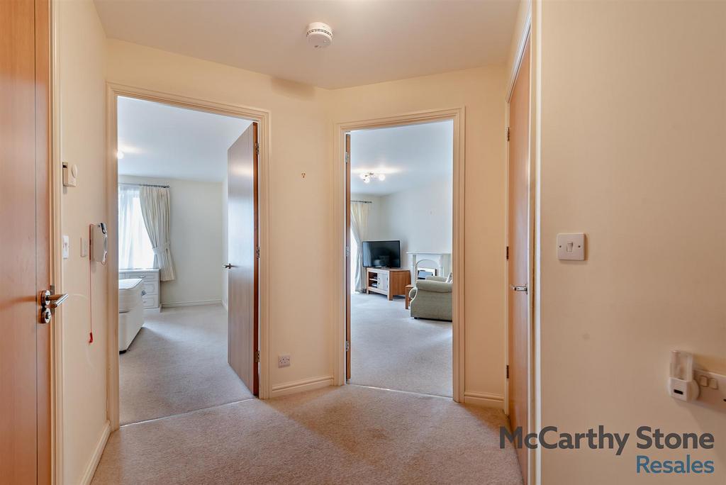 8637764-interior02-800.jpg
