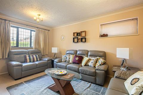 29 Hillcote Close, Fulwood, Sheffield, S10 3PT
