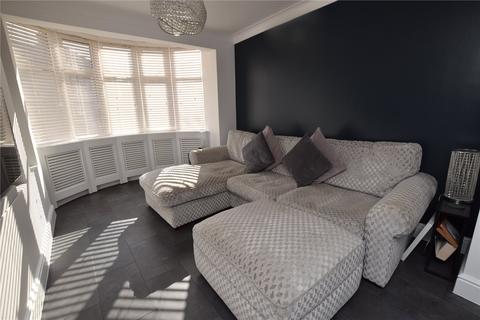 3 bedroom end of terrace house for sale, Havering Gardens, Chadwell Heath, RM6