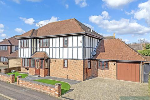 4 bedroom detached house for sale, The Lindens, Essex IG10