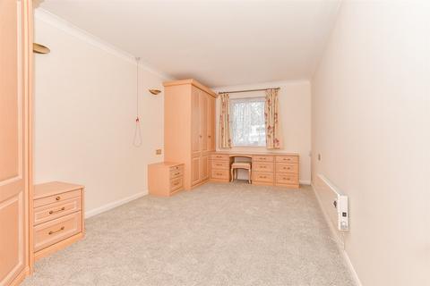 2 bedroom ground floor flat for sale, Waterloo Road, Tonbridge, Kent