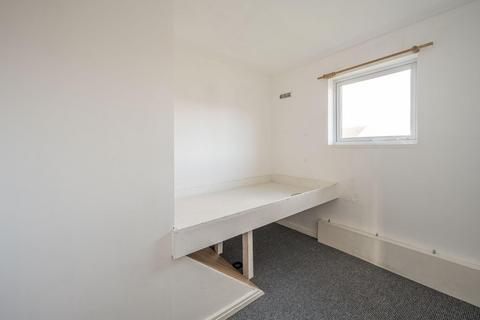 90 Park Hall Road, Wolverhampton, WV4 5EL