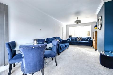 7 Edward Drive, Chelmsford, CM2 9ER