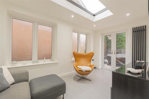 1 Borrowdale Close, Brierley Hill, DY5 3RW