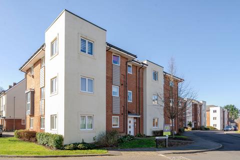 2 bedroom flat for sale, Barber Road, Basingstoke, RG22 4EY