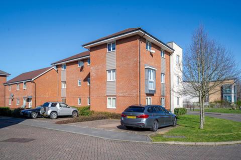 2 bedroom flat for sale, Barber Road, Basingstoke, RG22 4EY