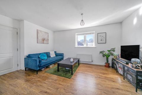 127 Barber Road, Basingstoke, RG22 4EY