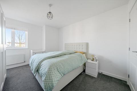 127 Barber Road, Basingstoke, RG22 4EY