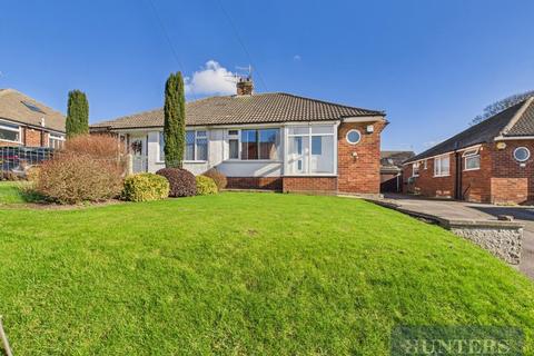 2 bedroom semi-detached bungalow for sale, North Lane, Cayton, Scarborough