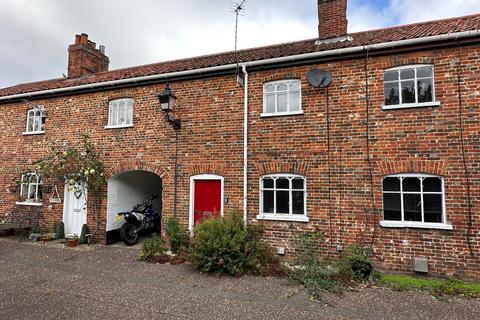 2 bedroom terraced house for sale, 3 Fairland Terrace, Hingham, Norwich, Norfolk NR9 4HR