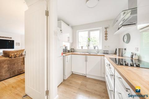 2 bedroom end of terrace house for sale, Weybrook Drive, Guildford GU4