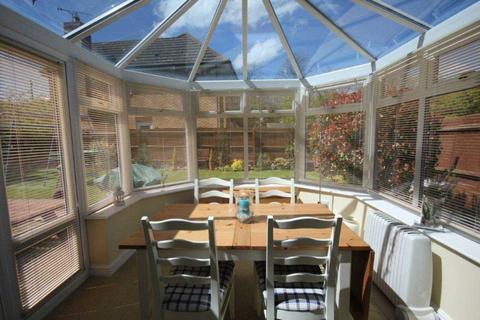 12 Gilmore Close, Oakham, LE15 6FR