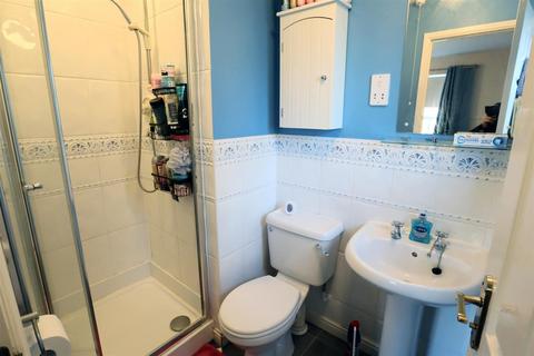 12 Gilmore Close, Oakham, LE15 6FR