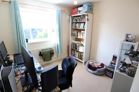 12 Gilmore Close, Oakham, LE15 6FR