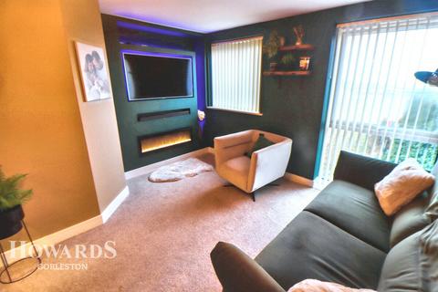 2 bedroom apartment for sale, Dock Tavern Lane, Gorleston