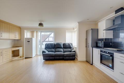 2 bedroom apartment for sale, Shakespeare Avenue, Westcliff-on-sea, SS0