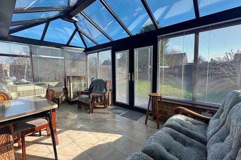 4 bedroom detached bungalow for sale, Hardy Drive, Northampton NN4