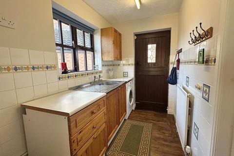 10 Hardy Drive, Hardingstone, Northampton, NN4 6UX