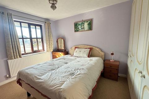 10 Hardy Drive, Hardingstone, Northampton, NN4 6UX