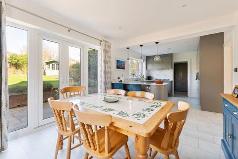 15 Balmoral Road, Salisbury, SP1 3PX