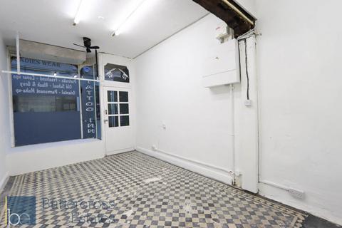 Property to rent, The Arcade, Newark