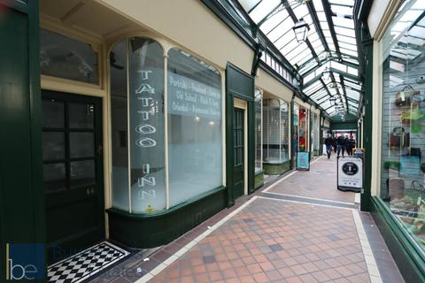 Property to rent, The Arcade, Newark