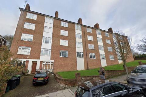 2 bedroom apartment to rent, Risborough Close, Muswell Hill, N10