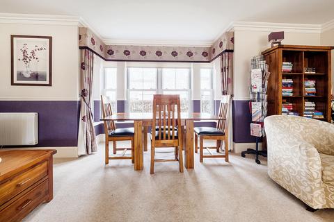 1 bedroom retirement property for sale, Hornchurch Road, Hornchurch, RM12