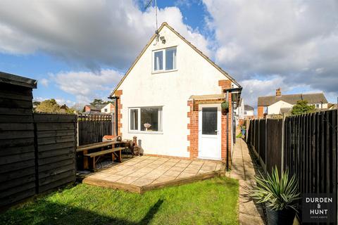 3 bedroom semi-detached house for sale, Colchester Road, West Bergholt, CO6