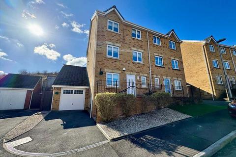 undefined, Tonypandy CF40