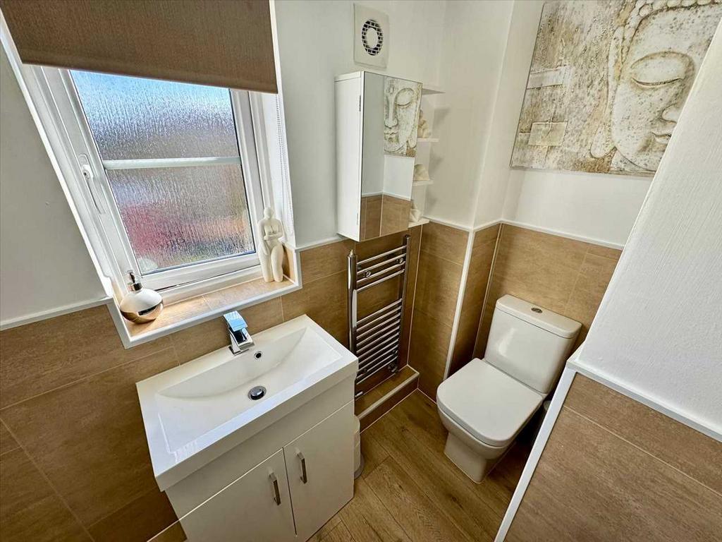 En Suite (Third