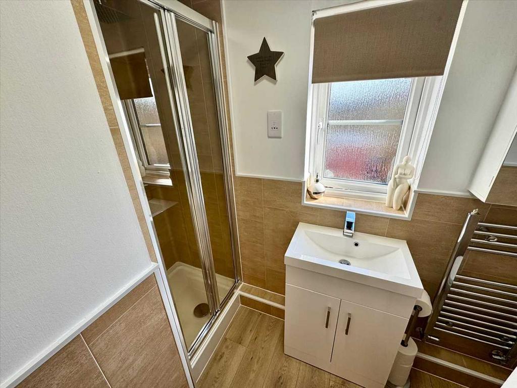 En Suite (Third