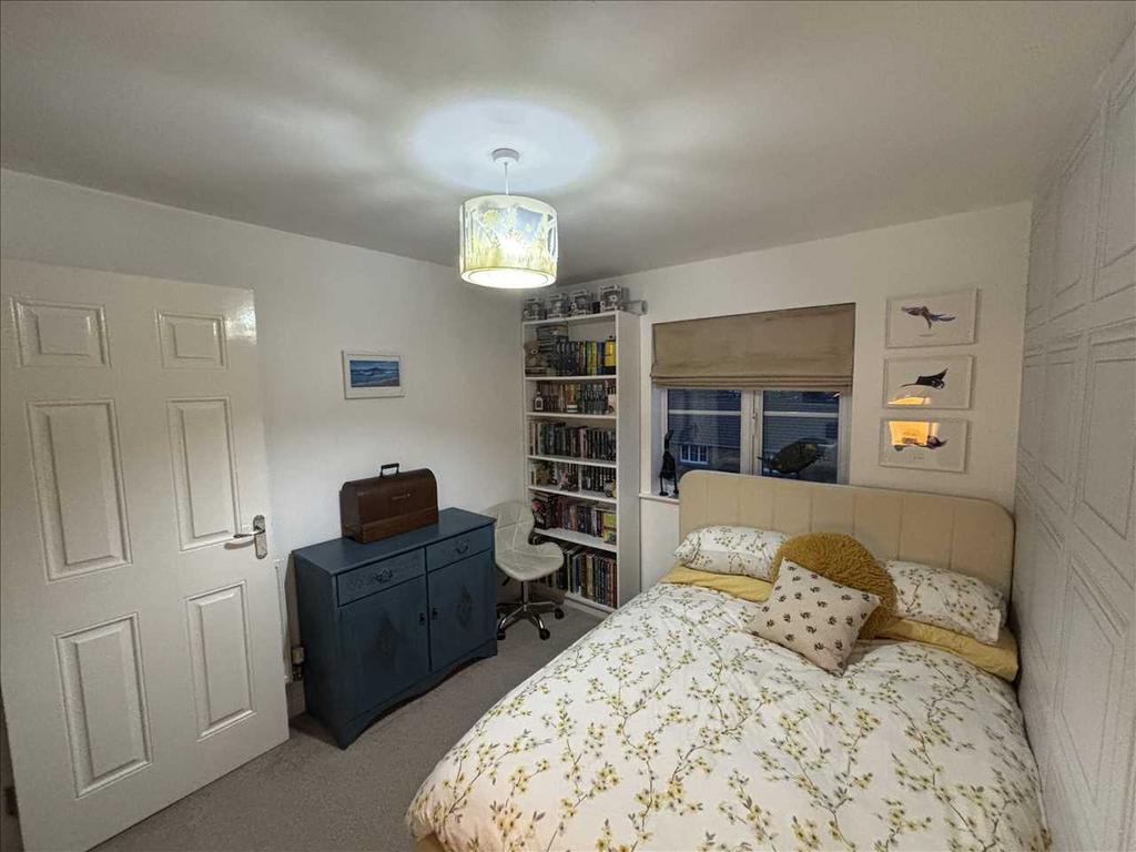Bedroom 2 (Third