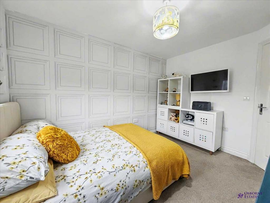 Bedroom 2 (Third
