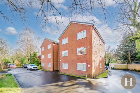 2 bedroom flat for sale, Court Oak Road, Harborne, Birmingham, B17