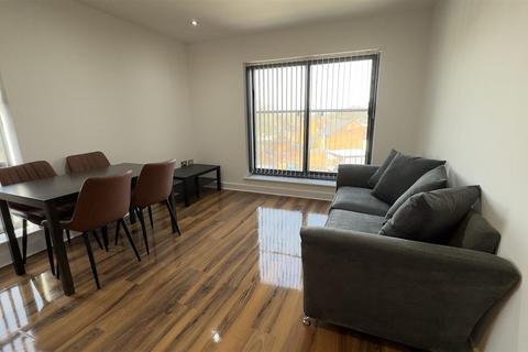 2 bedroom apartment to rent, Southpoint Burnage