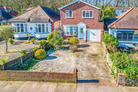 4 bedroom detached house for sale, BELLHOUSE ROAD, Leigh-On-Sea