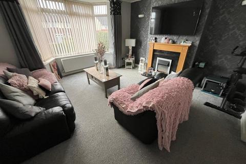 3 bedroom semi-detached house for sale, Tarbet Road, Dukinfield SK16