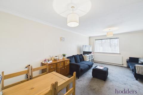 11 Countisbury Gardens, Addlestone, KT15 1RS