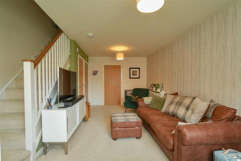 35 Regent Drive, Easingwold, York, YO61 3QX