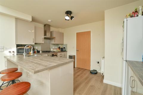 35 Regent Drive, Easingwold, York, YO61 3QX