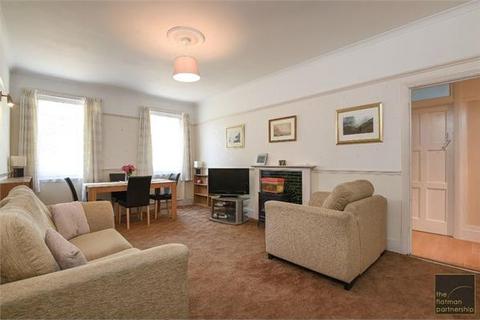 3 bedroom apartment for sale, Marish Court, High Street, Langley